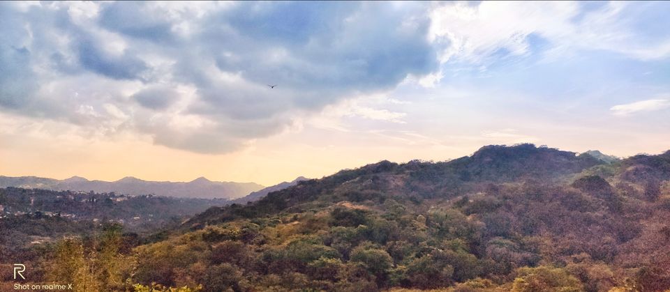 Photo of Trevor's Tank, Mount Abu, Rajasthan, India by Karan Prajapati