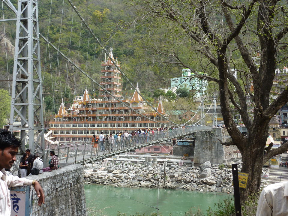 Photo of Rishikesh, Uttarakhand, India by Hitendra Gupta
