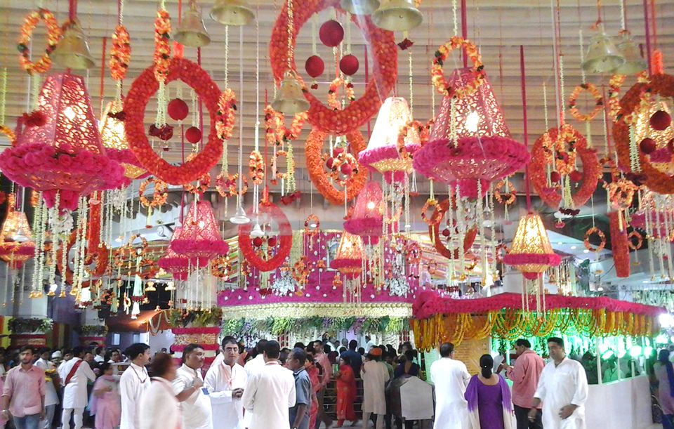 Photo of झंडेवाला मंदिर: जानिए कैसे पड़ा इस मंदिर का नाम और क्या है इसका ऐतिहासिक महत्व by Hitendra Gupta