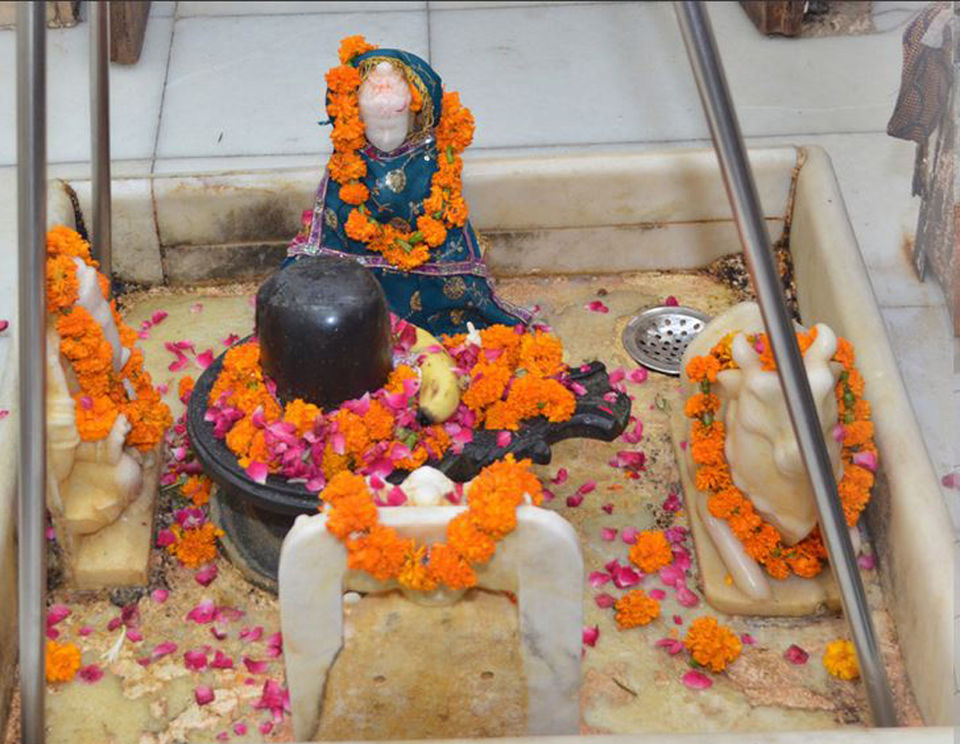 Photo of झंडेवाला मंदिर: जानिए कैसे पड़ा इस मंदिर का नाम और क्या है इसका ऐतिहासिक महत्व by Hitendra Gupta