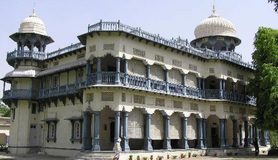 Photo of आनंद भवन, Tagore Town, Prayagraj, Uttar Pradesh, India by Hitendra Gupta