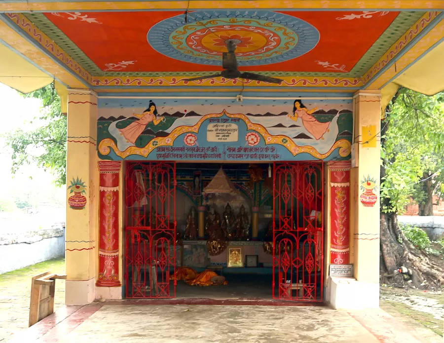 Photo of अहिल्या स्थान: जहां प्रभु राम के किया था देवी अहिल्या का उद्धार by Hitendra Gupta
