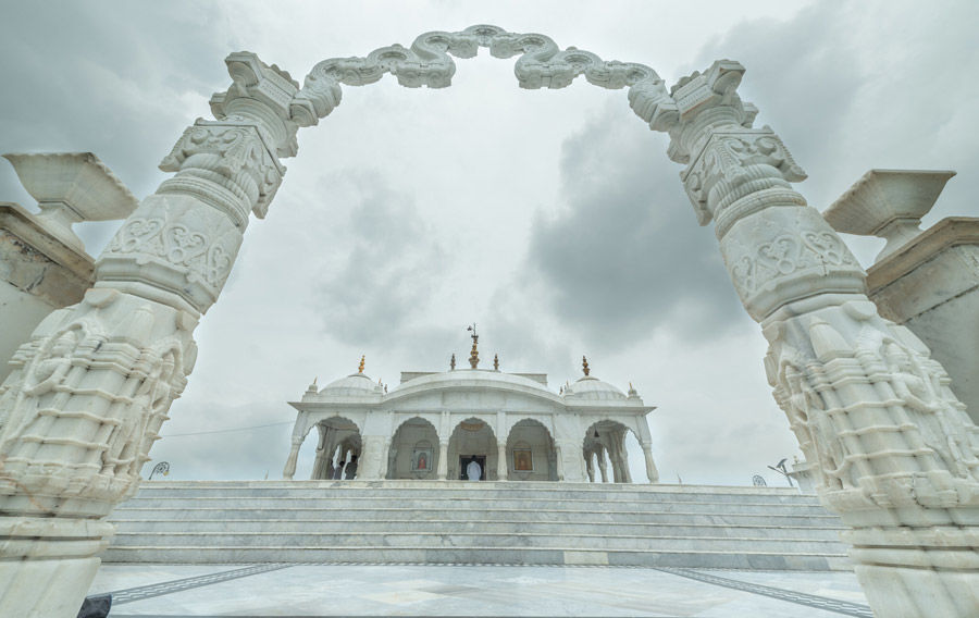 Photo of जल मंदिर पावापुरी: भगवान महावीर का निर्वाण स्थल, जहां उन्होंने दिया था पहला और अंतिम उपदेश by Hitendra Gupta