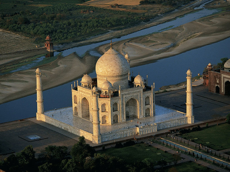 Photo of खुलने के बाद भी हफ्ते में सिर्फ चार दिन ही कर सकेंगे ताज का दीदार by Hitendra Gupta
