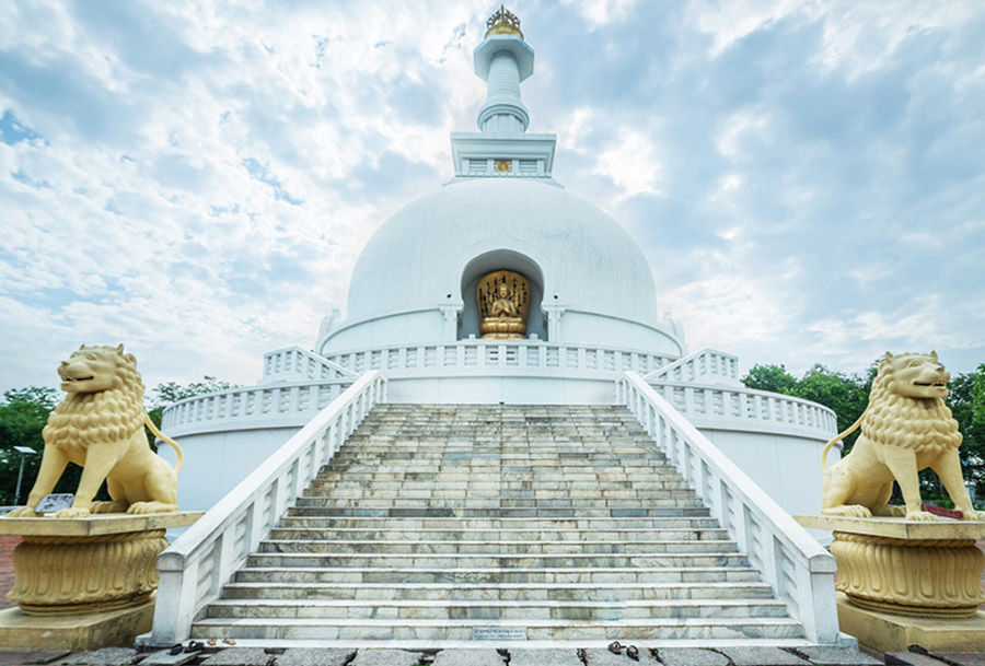 Photo of विश्व शांति स्तूप, Vishwa Shanti Stupa Road, Basarh, वैशाली जिला, Bihar, India by Hitendra Gupta