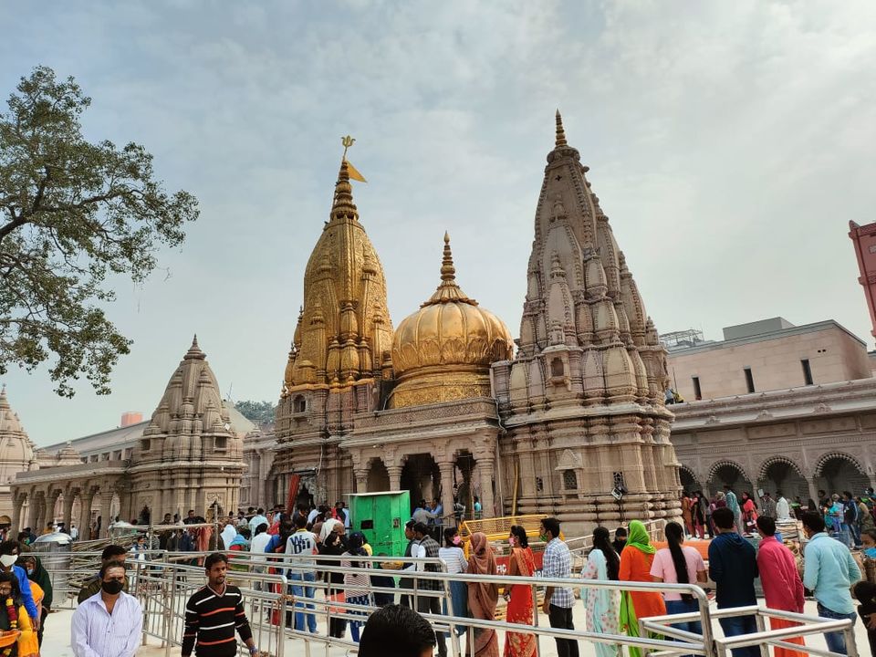 Photo of Varanasi, Uttar Pradesh, India by Hitendra Gupta