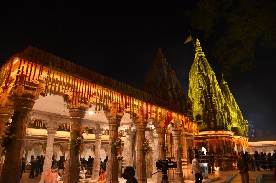 Photo of श्री काशी विश्वनाथ मंदिर: जानिए बाबा के मंदिर के बारे में सब कुछ by Hitendra Gupta