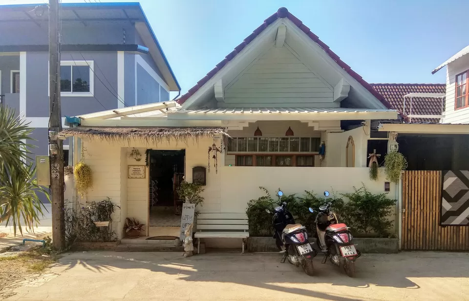 Photo of Little Latte House, Chalong, ภูเก็ต Phuket, Thailand by Nitesh K