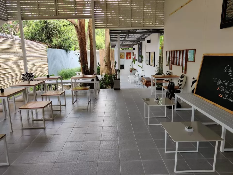 Photo of Dot. Cafe' Krabi, Soi 1 Ao Nang, Mueang Krabi District, Krabi, Thailand by Nitesh K
