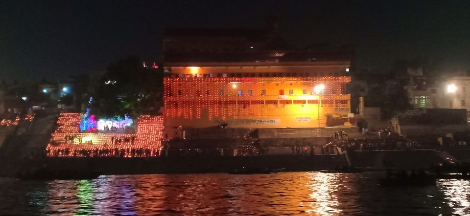 Photo of Dashashwamegh ghat, Uttar Pradesh, India by krishna kumar