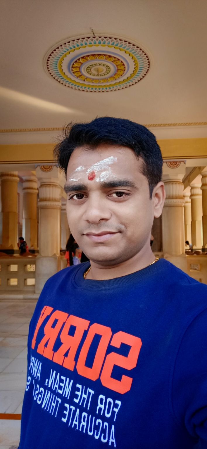 Photo of New Vishwanath Temple, Varanasi, Uttar Pradesh, India by krishna kumar