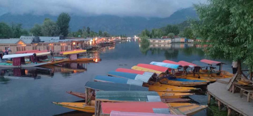 Photo of कश्मीर- क्यों दीवाने है सब इसके by krishna kumar