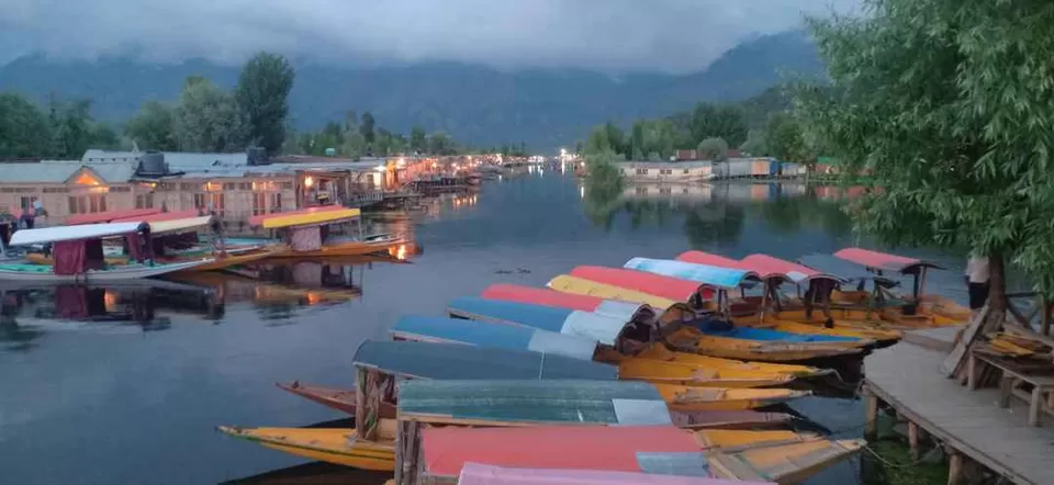 Photo of कश्मीर- क्यों दीवाने है सब इसके by krishna kumar