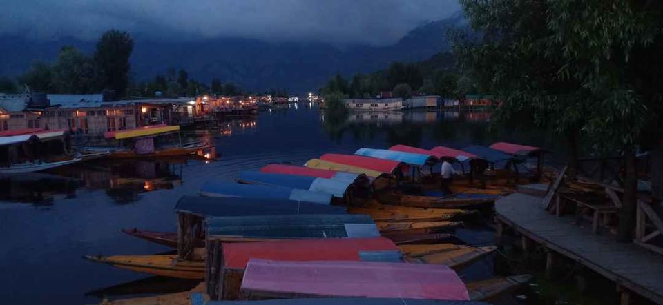 Photo of कश्मीर- क्यों दीवाने है सब इसके by krishna kumar