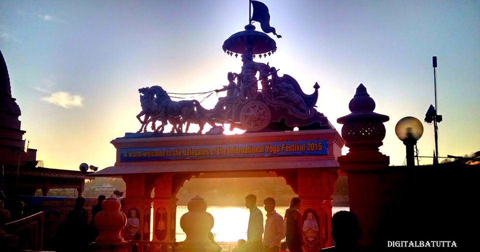 Photo of Strolling on the banks of Ganga- An evening in RISHIKESH 6/9 by Kriti 