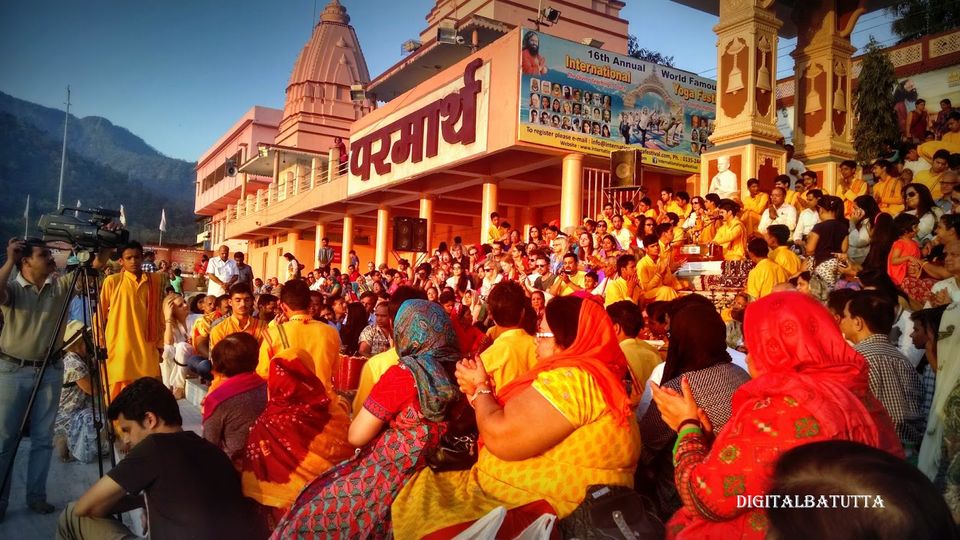 Photo of Strolling on the banks of Ganga- An evening in RISHIKESH 7/9 by Kriti 