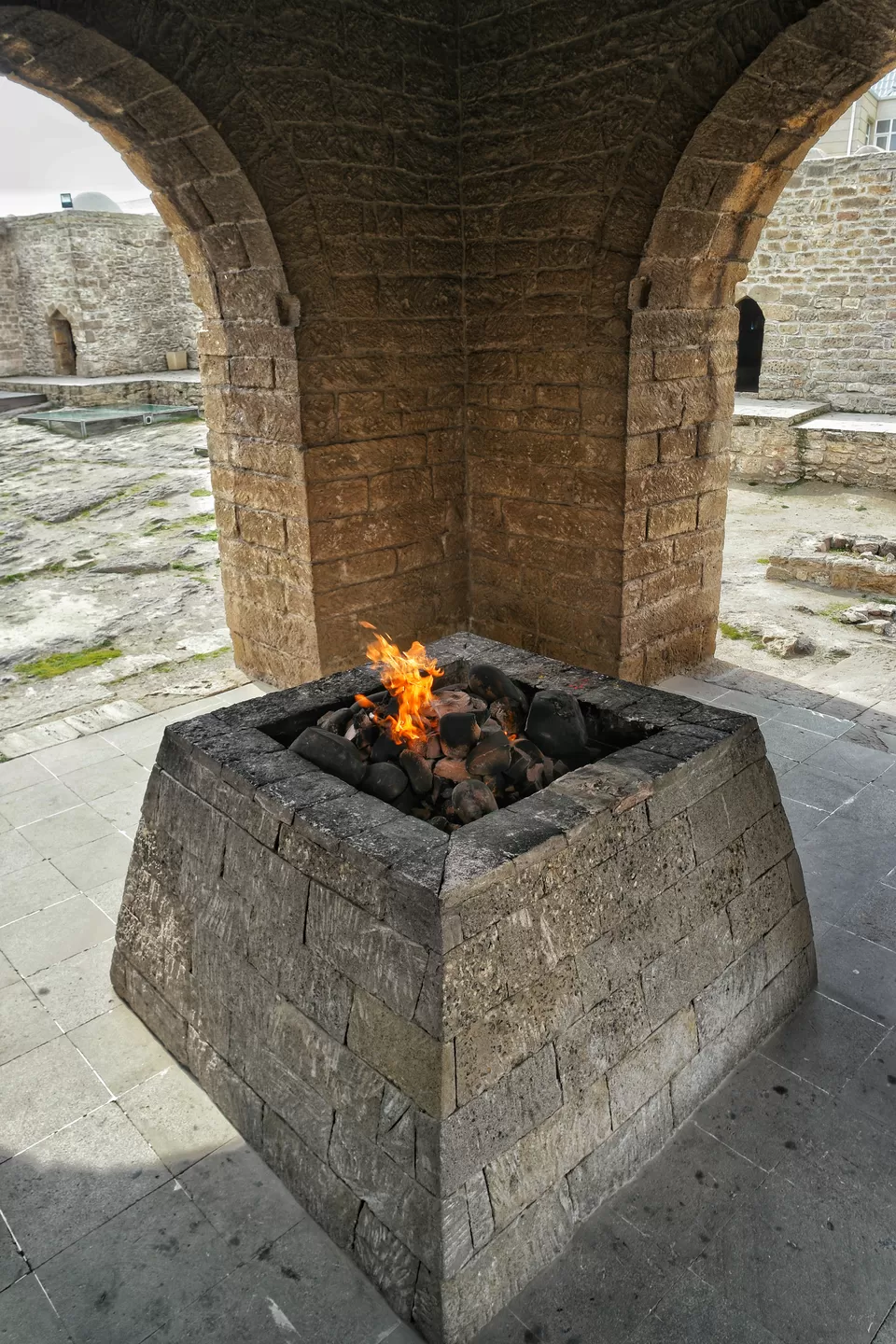Photo of Atashgah Zoroastrian Fire Temple, Baku, Azerbaijan by Hardeep Solanki 