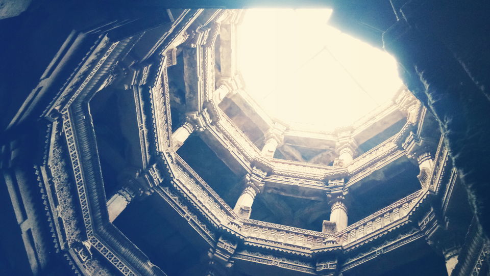 Photo of Adalaj Stepwell, Adalaj, Gujarat, India by Akif malek