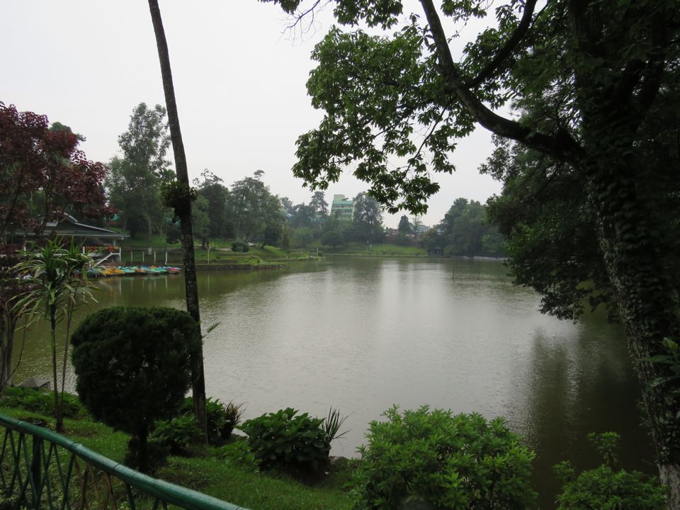 Photo of Ward's Lake, Police Bazar, Shillong, Meghalaya by Jyoti Pandey