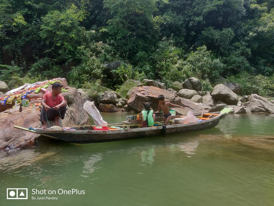 Photo of Dawki River, Meghalaya by Jyoti Pandey