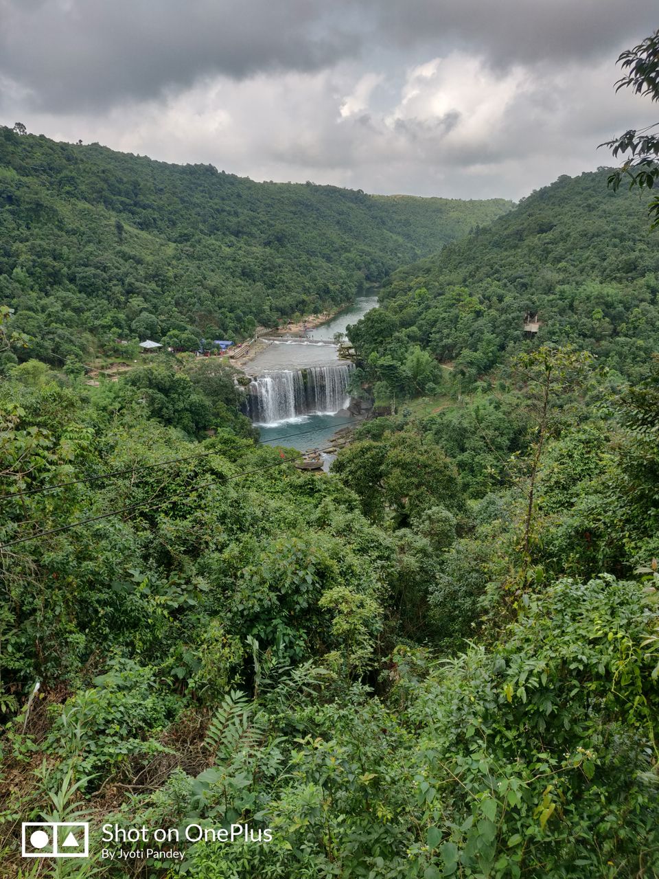 Photo of Krang Shuri Waterfall, Meghalaya, India by Jyoti Pandey