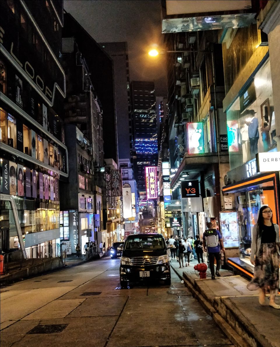 Photo of Tung Choi Street, Mong Kok, Kowloon, Hong Kong by shehnaz khan