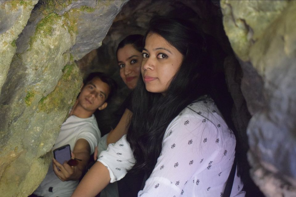 Photo of Budher Caves, Bagani, Uttarakhand, India by Lalita Bisht