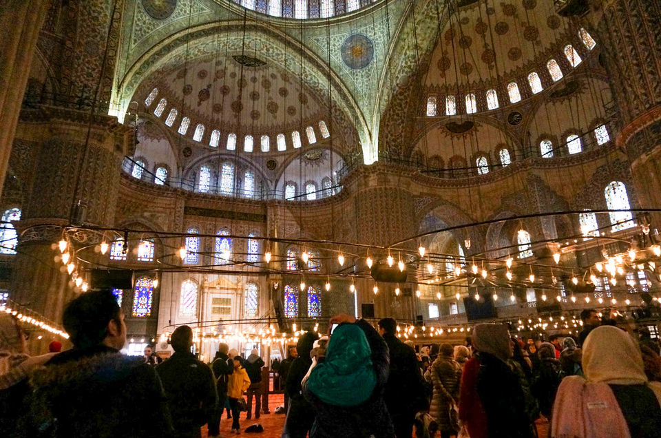 Photo of Sultan Ahmed Mosque, Torun Sokak, Istanbul, Turkey by Sharon Phang
