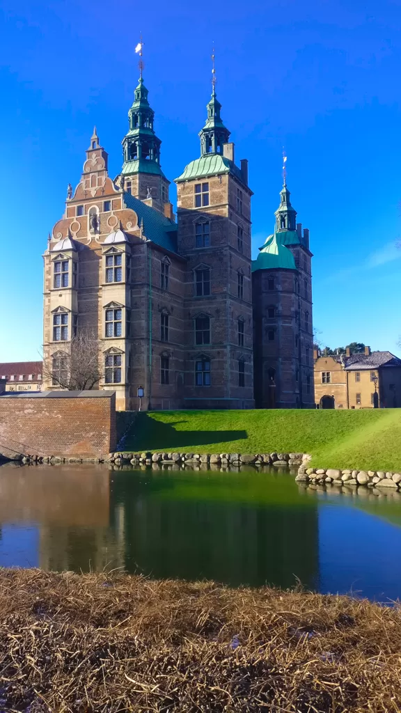 Photo of Rosenborg Castle, Øster Voldgade, Copenhagen, Denmark by Beyond Sunrises and Sunsets