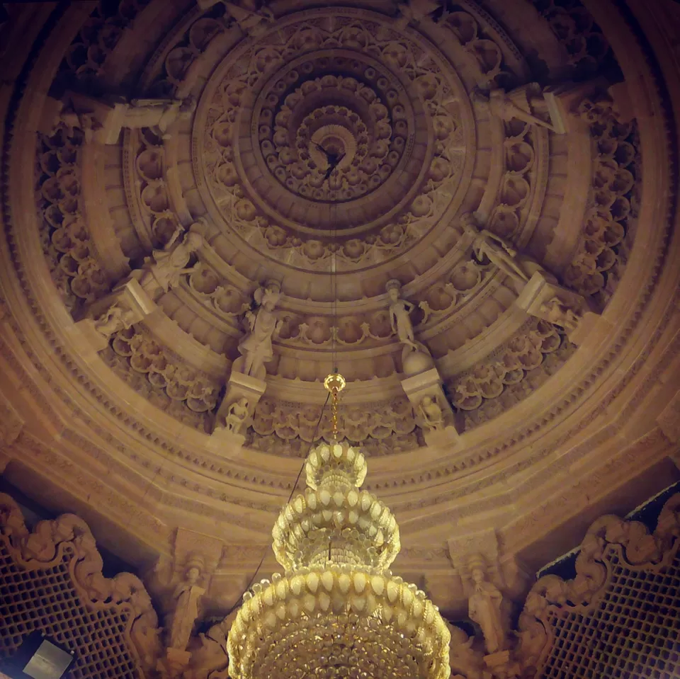 Photo of swaminarayan mandir dadar by Krishan Ramani