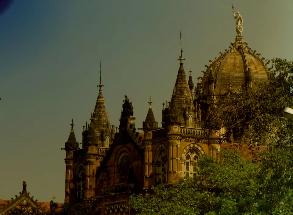 Photo of Chhatrapati Shivaji Terminus, Chhatrapati Shivaji Terminus Area, Fort, Mumbai, Maharashtra 400001, India by Krishan Ramani