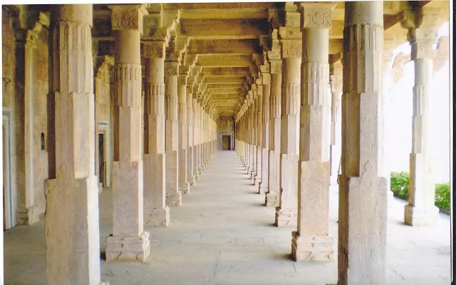 Photo of Jami Masjid, Jahaj Mahal internal Rd, Mandu, Mandav, Madhya Pradesh 454010, India by Krishan Ramani