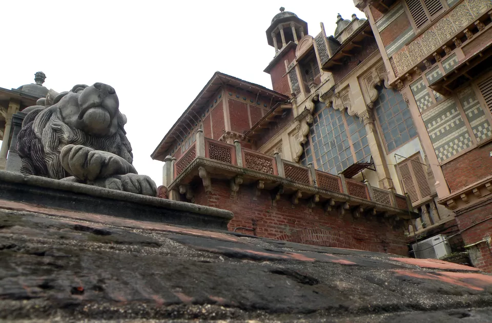 Photo of Museum, Baroda, Gujarat, India by Krishan Ramani