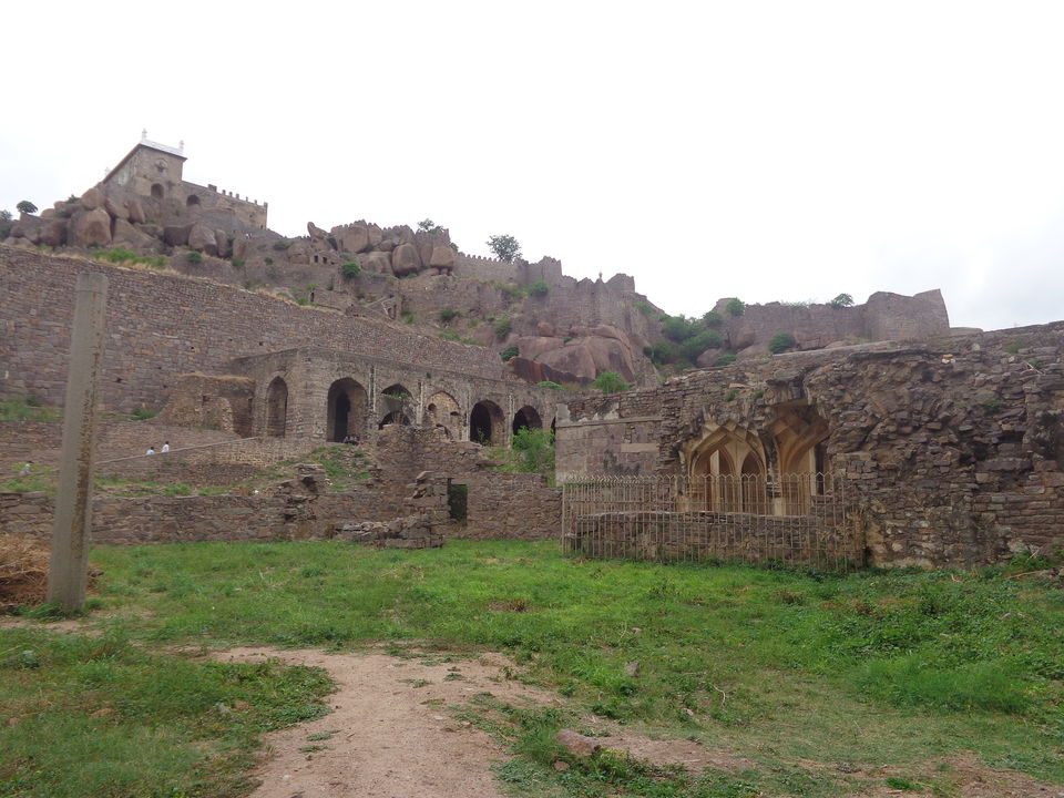 Photo of Golconda Fort, Hyderabad, Telangana, India by Sanket Das
