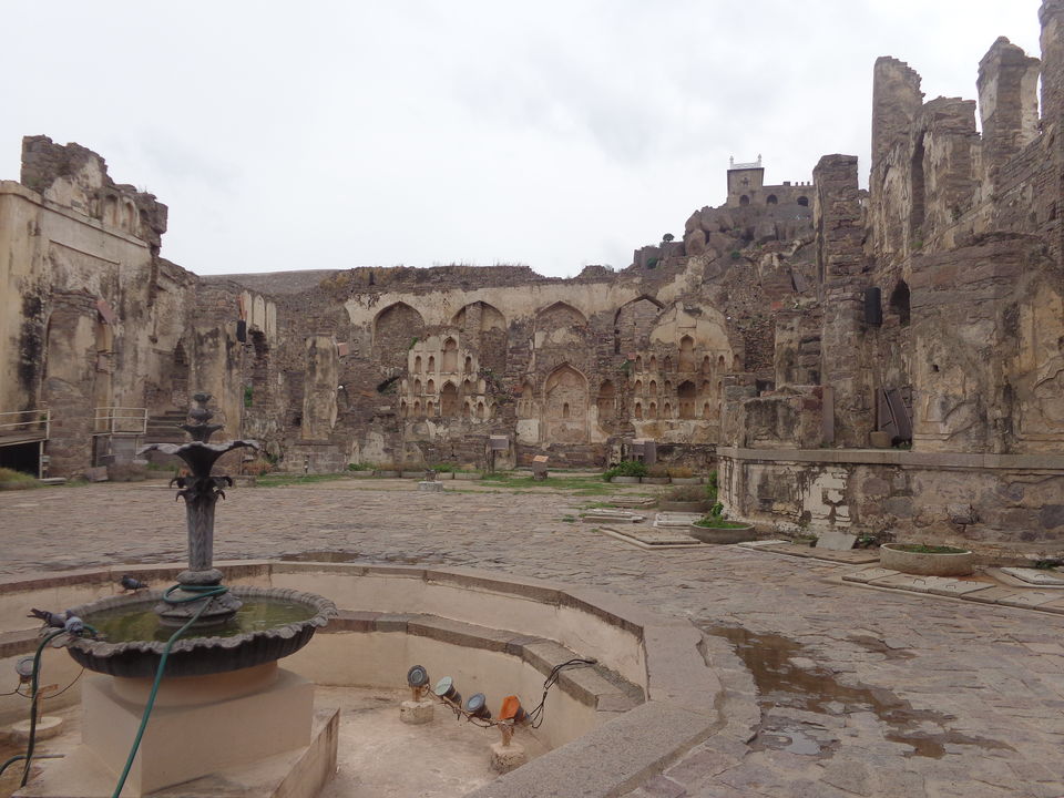 Photo of Golconda Fort, Hyderabad, Telangana, India by Sanket Das