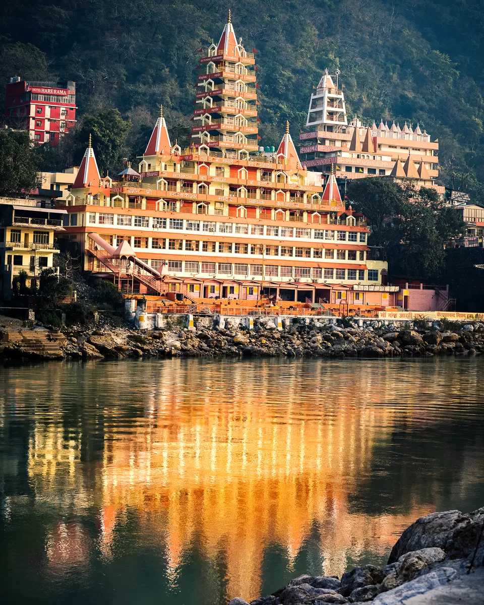 Photo of Trimbakeshwar Mandir, Laxman Jhoola, Laxman Jhula, Rishikesh, Uttarakhand, India by Saurabh
