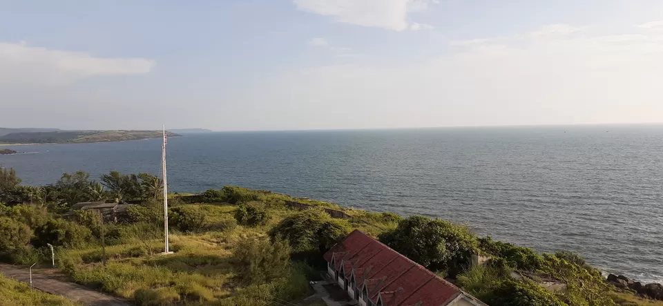Photo of Jaigad Light House, Maharashtra, India by Eswar Ch