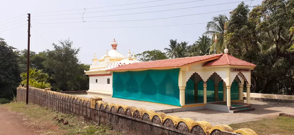 Photo of Valukeshwar Mandir, Asgoli, Maharashtra, India by Eswar Ch