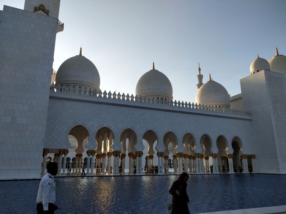 Photo of Sheikh zayed mosque - Abu Dhabi - United Arab Emirates by Sweta Sheth Mehta