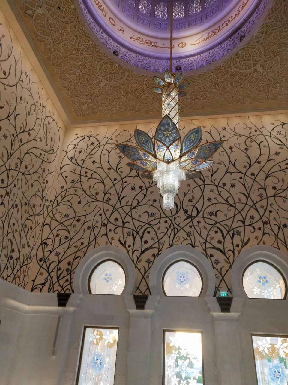 Photo of Sheikh zayed mosque - Abu Dhabi - United Arab Emirates by Sweta Sheth Mehta