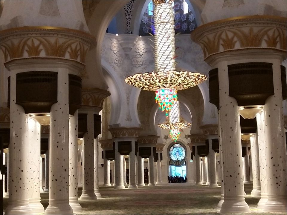 Photo of Sheikh zayed mosque - Abu Dhabi - United Arab Emirates by Sweta Sheth Mehta