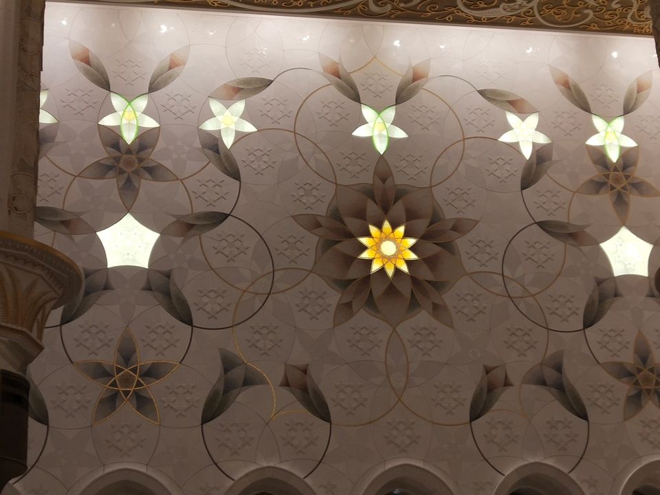 Photo of Sheikh zayed mosque - Abu Dhabi - United Arab Emirates by Sweta Sheth Mehta