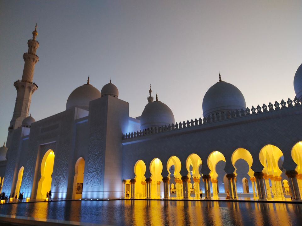 Photo of Sheikh zayed mosque - Abu Dhabi - United Arab Emirates by Sweta Sheth Mehta