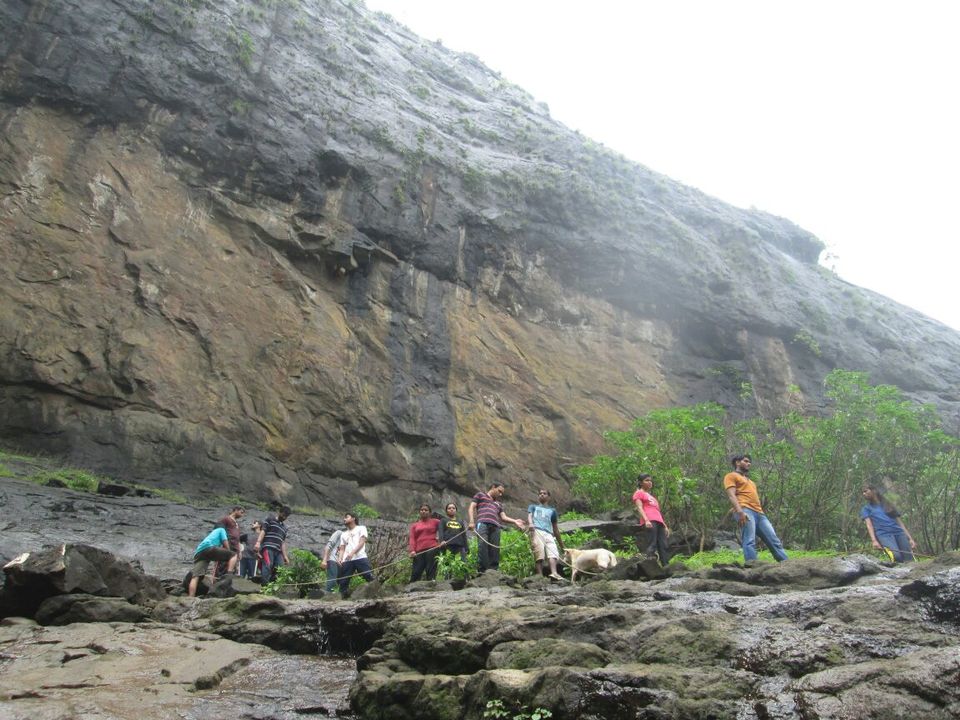 Photo of Kataldhar Waterfall 4/6 by Kirti Kadam