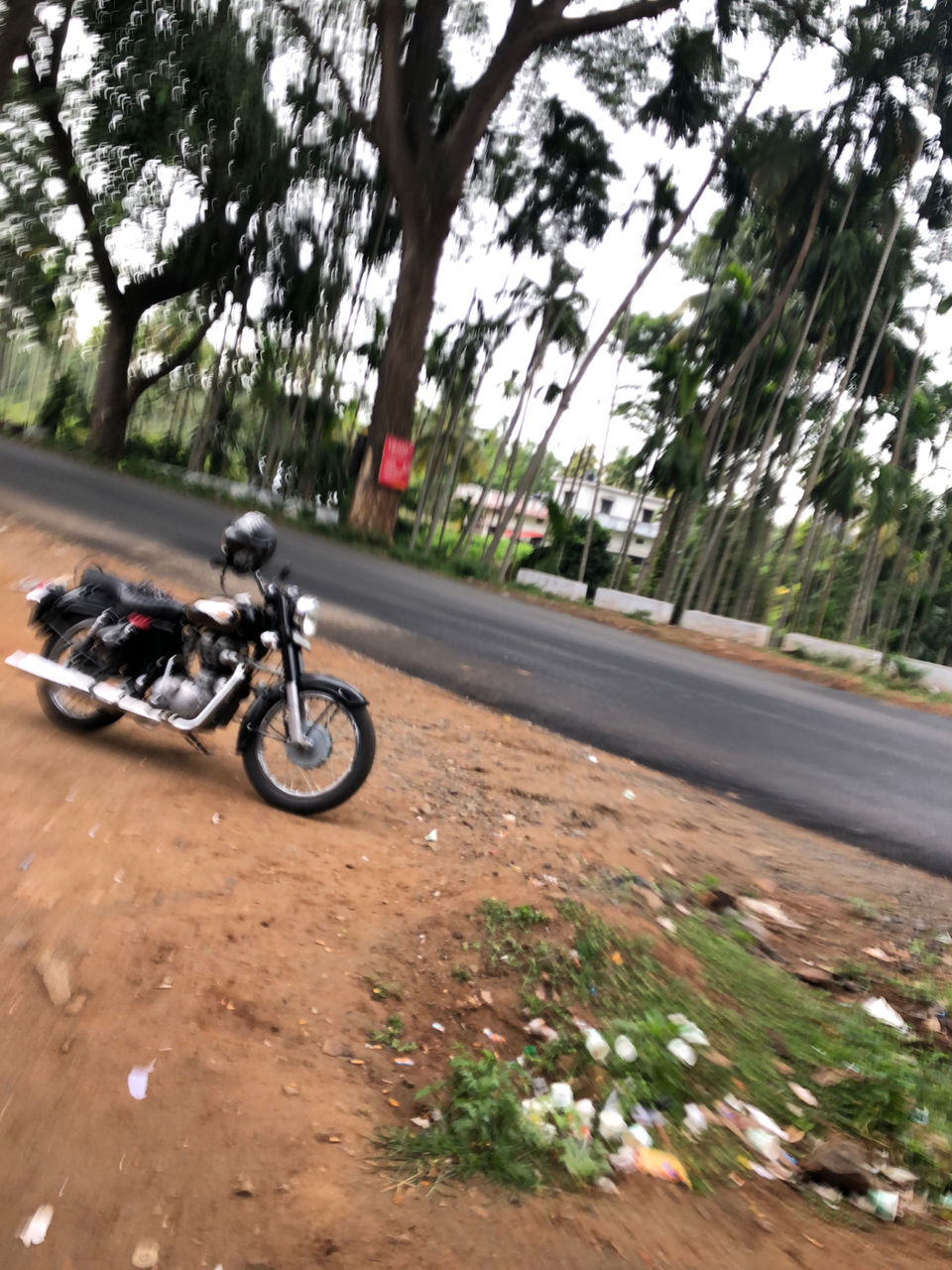 Photo of Coonoor, Tamil Nadu, India by love life and live it king size