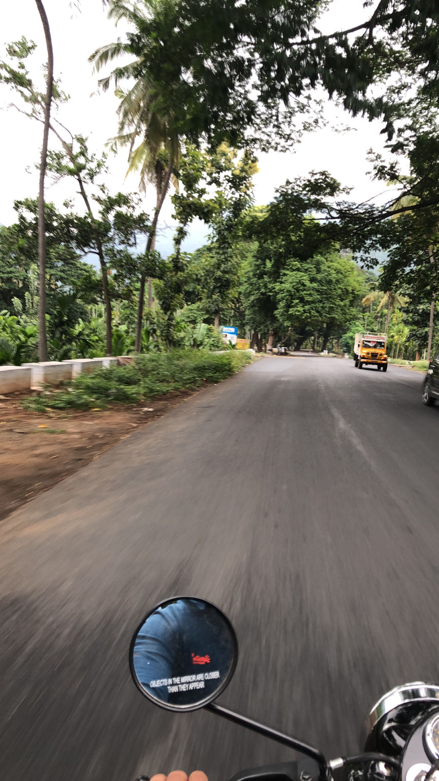 Photo of Coonoor, Tamil Nadu, India by love life and live it king size