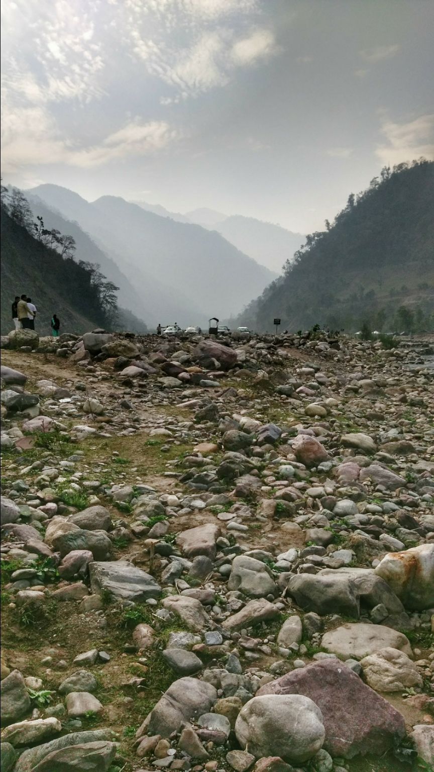 Photo of Uttrakhand – Rendezvous with the Himalayas. by Aneesha Bothra
