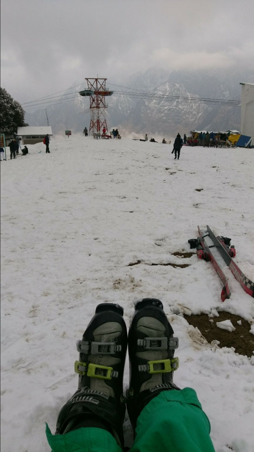 Photo of Uttrakhand – Rendezvous with the Himalayas. by Aneesha Bothra
