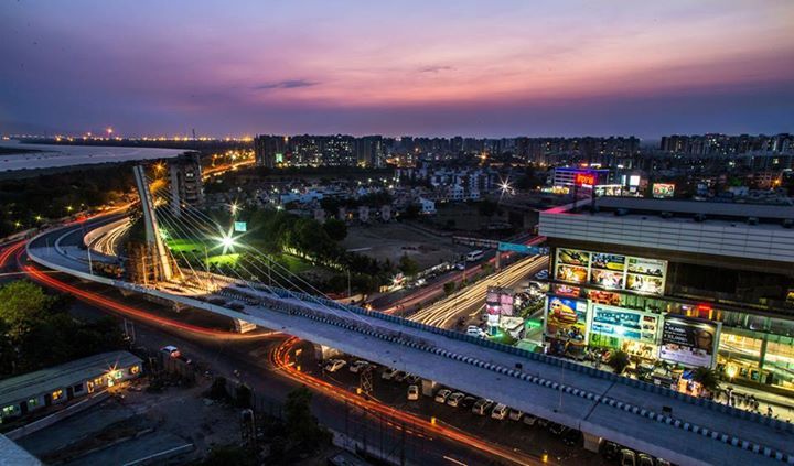 SPEND SOME TIME IN INDIAS DIAMOND AND TEXTILE CITY - SURAT (Part-1 