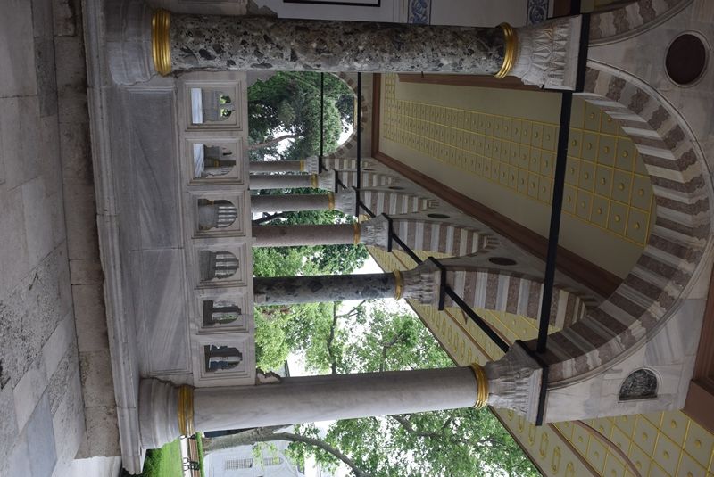 Photo of Hobyar Mahallesi, Topkapı Palace, Büyük Postane Caddesi, Fatih/Istanbul, Turkey by Aditi Chaudhary